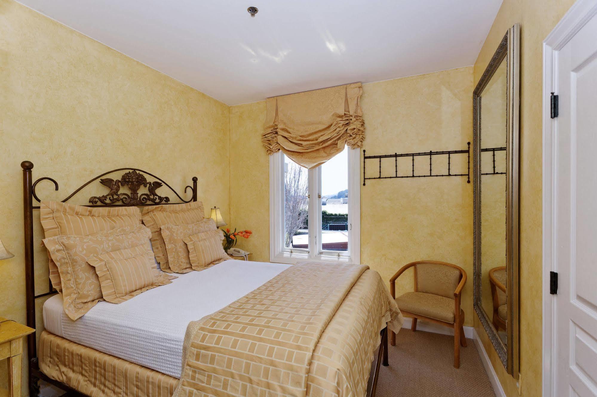 Hotel Sausalito Kültér fotó